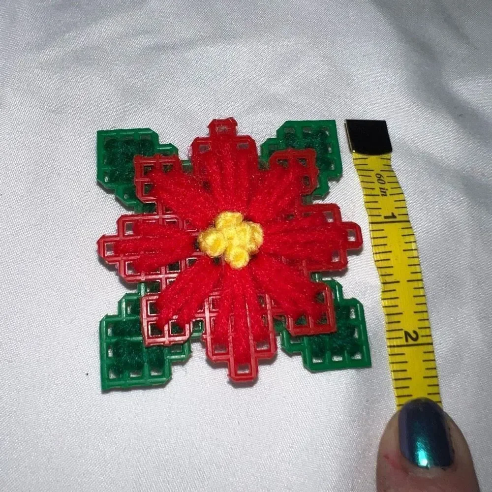 Vintage Handmade Yarn and Plastic Poinsettia Brooch